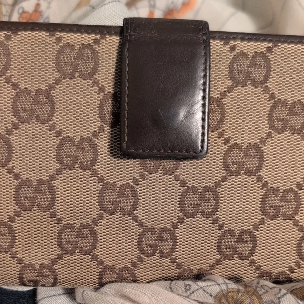Gucci Signature Brown and Cream Clutch Vintage Italy Wallet - Picture 13 of 16